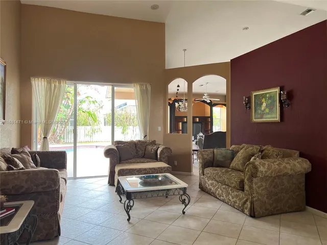 $769,900 | 11257 Northwest 51st Street, Coral Springs, FL 33076