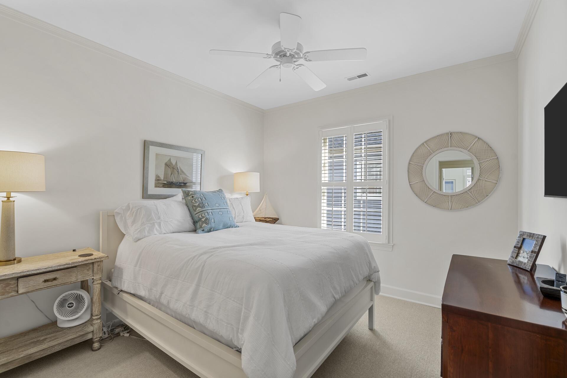 122 Smith Street Charleston, SC 29403 - Photo 18 of 24 SDH09026 (1)