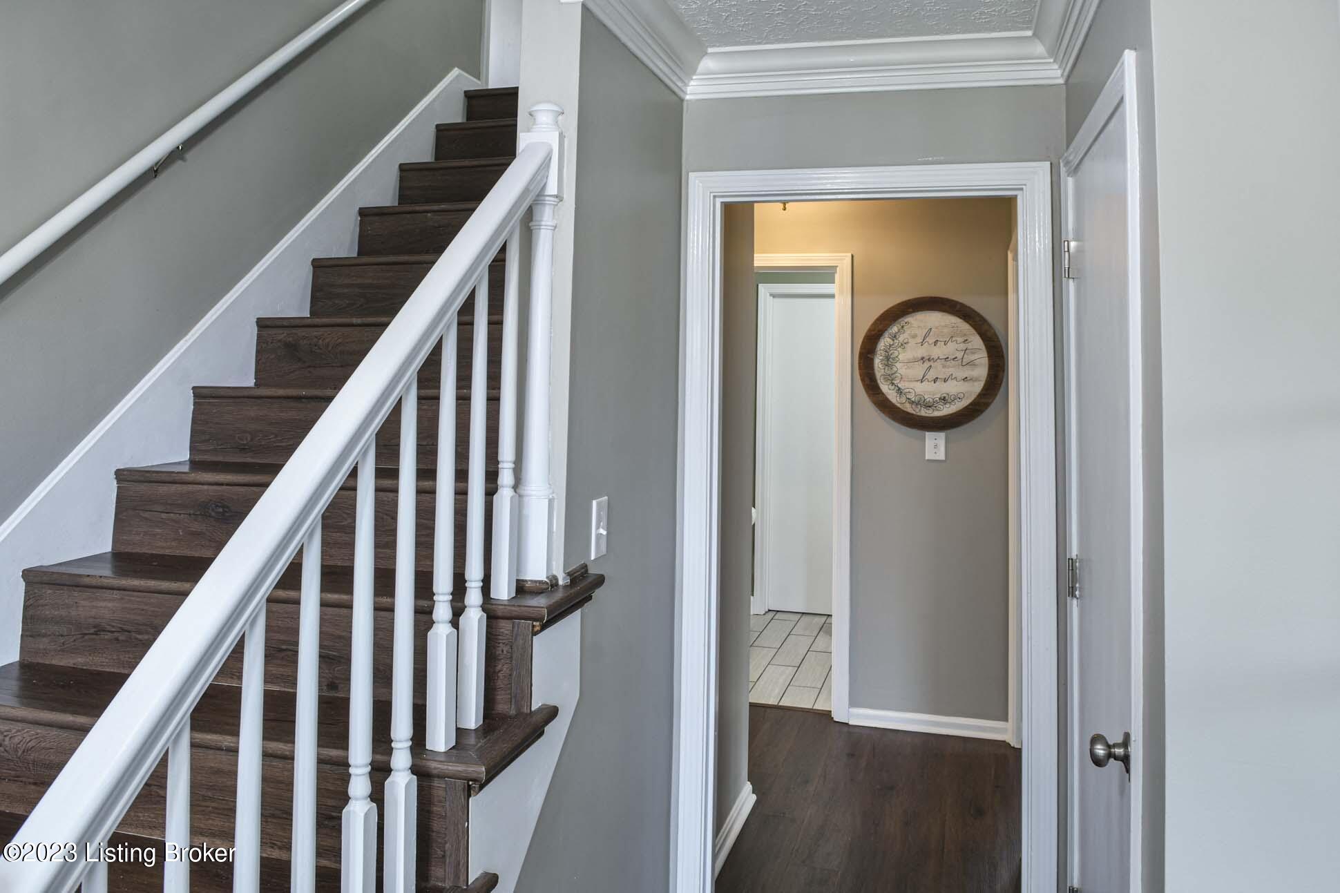 7208 Edcoe Road Louisville, KY 40228 - Photo 11 of 87 EdcoRd__0024