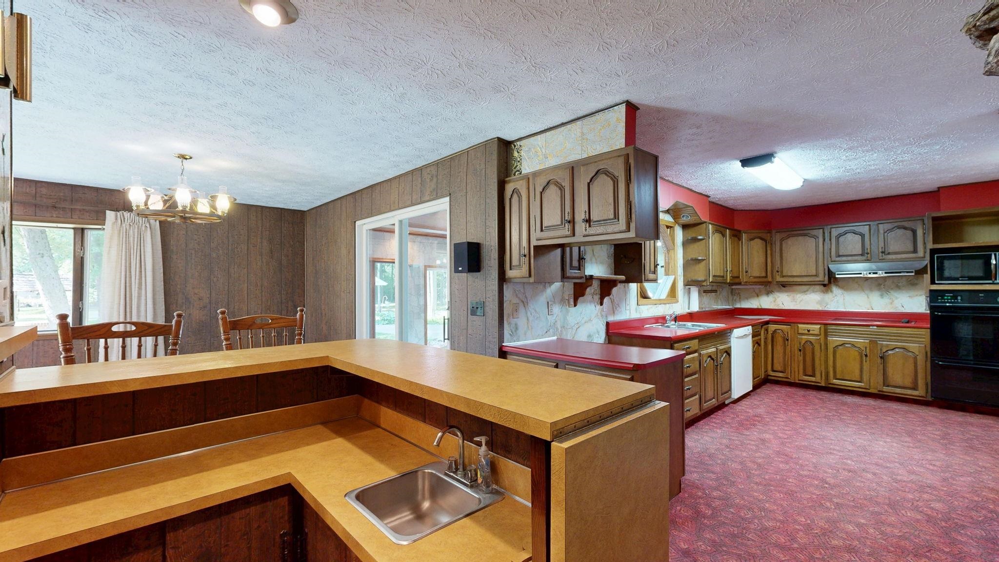 5724 Townline Road Birch Run, MI 48415 - Photo 9 of 93 Wet Bar