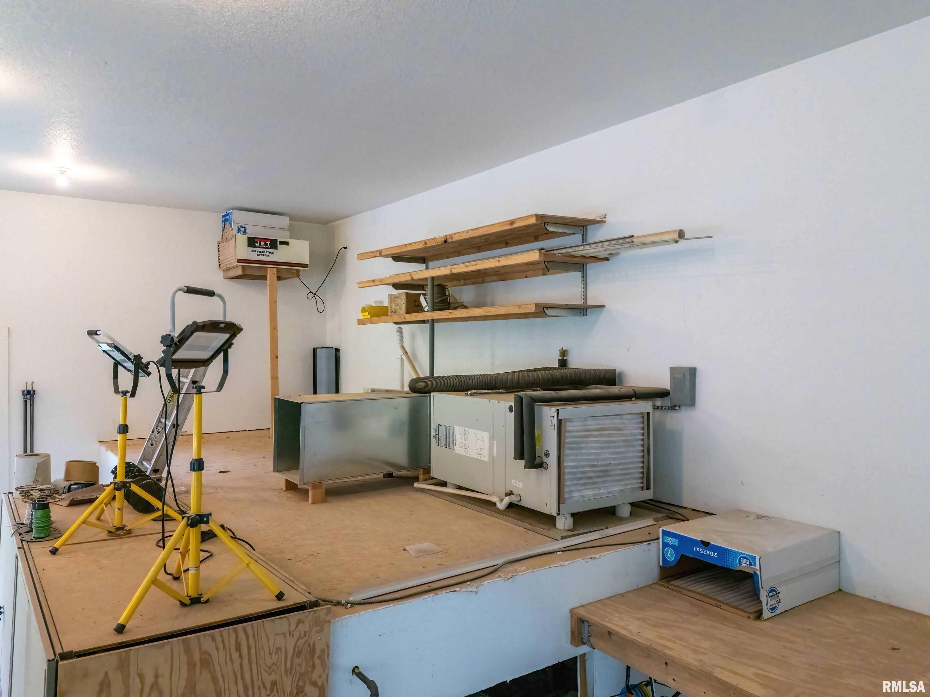 25910 Angel Ferry Road Geneseo, IL 61254 - Photo 13 of 41 Gallery Image 13