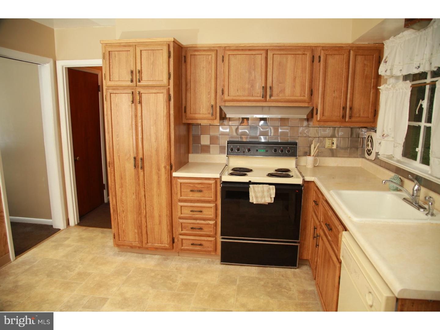 141 Springton Lake Road Media, PA 19063 - Photo 6 of 25 Gallery Image 6