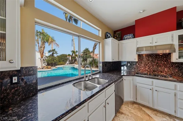$650,000 | 1804 Dalton Drive, Henderson, NV 89014