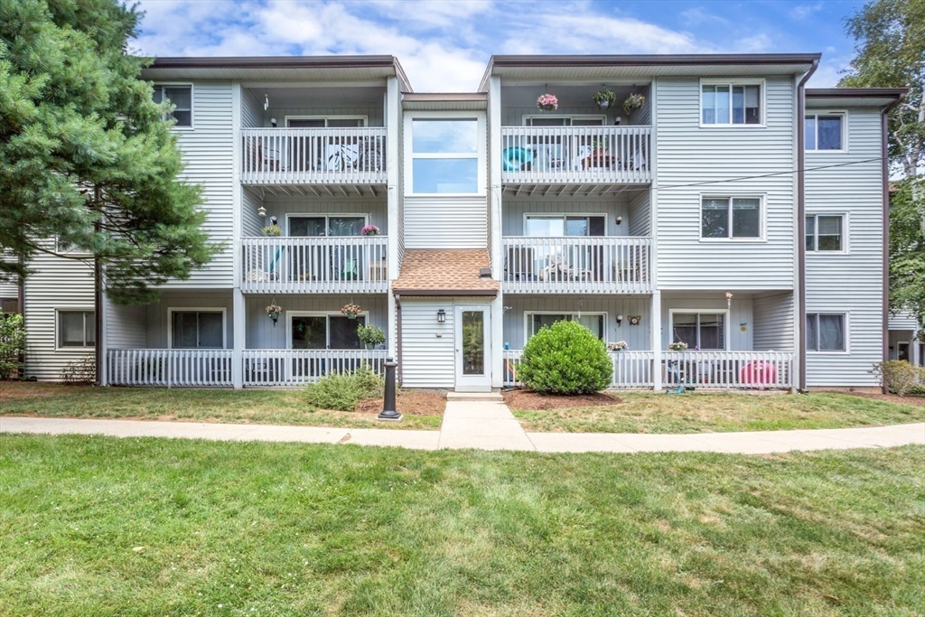 2209 Franklin Crossing Road, Unit 2209 Franklin, MA 02038 - Photo 23 of 32 Gallery Image 23