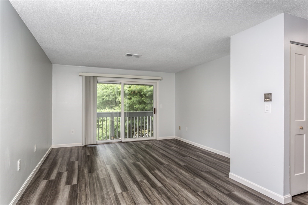 2209 Franklin Crossing Road, Unit 2209 Franklin, MA 02038 - Photo 3 of 32 Gallery Image 3