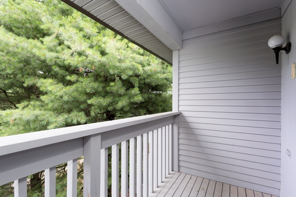 2209 Franklin Crossing Road, Unit 2209 Franklin, MA 02038 - Photo 5 of 32 Gallery Image 5
