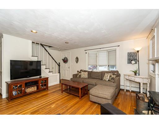13 Tennyson Road Reading, MA 01867 - Photo 4 of 29 Gallery Image 4