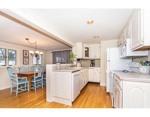 13 Tennyson Road Reading, MA 01867 - Photo 8 of 29 Gallery Image 8