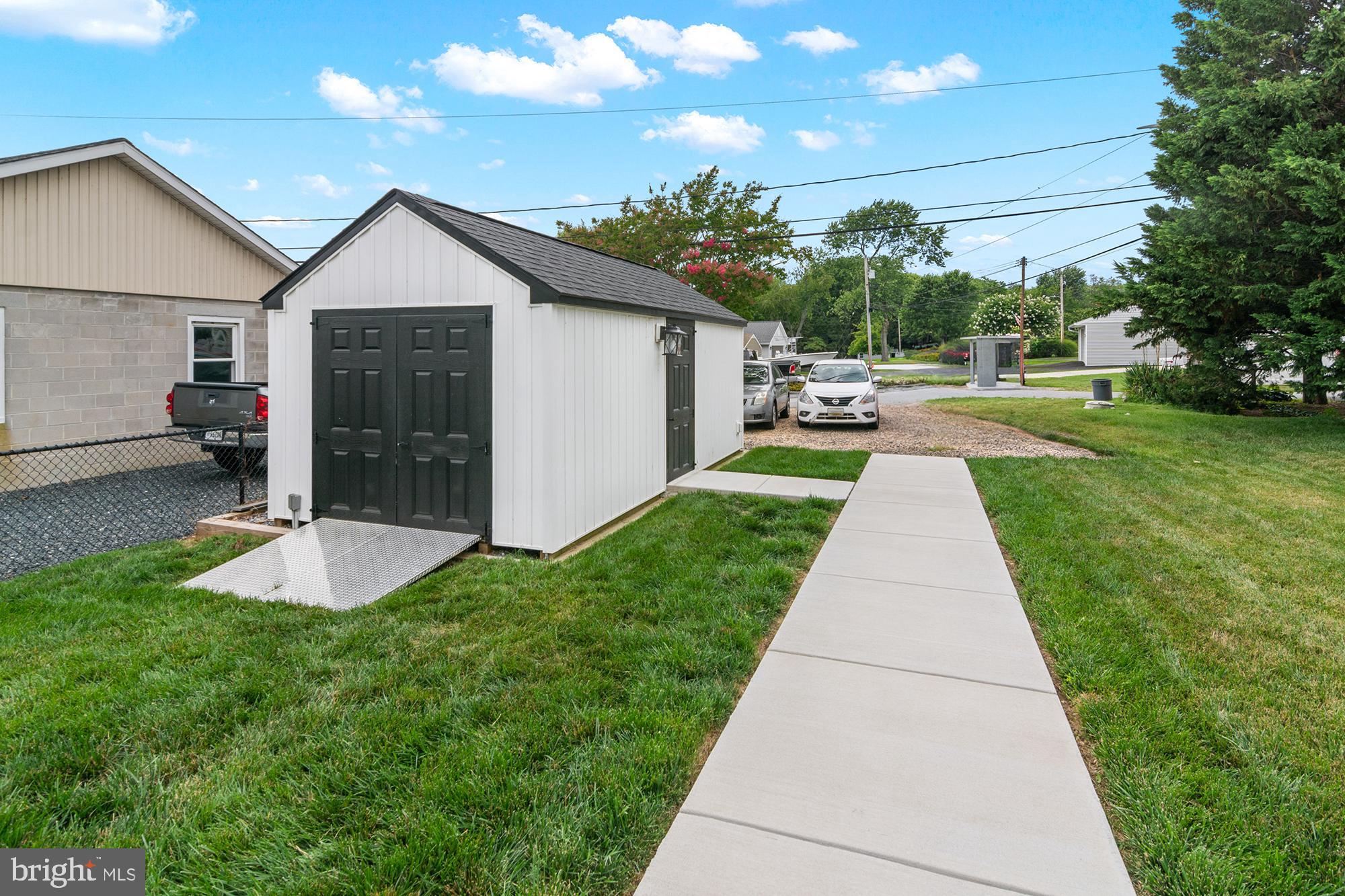 2724 Holly Beach Road Baltimore, MD 21221 - Photo 22 of 98 Storage Shed w/ Electric