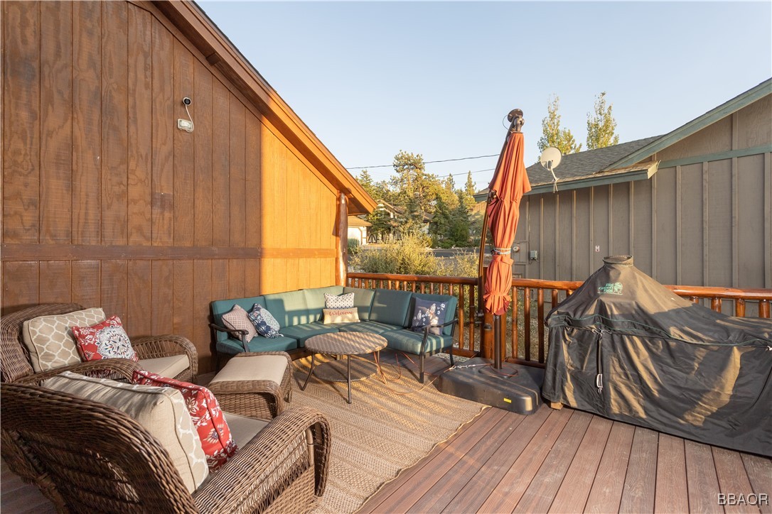 1389 Flintridge Avenue Big Bear City, CA 92314 - Photo 20 of 21 a view of deck with patio