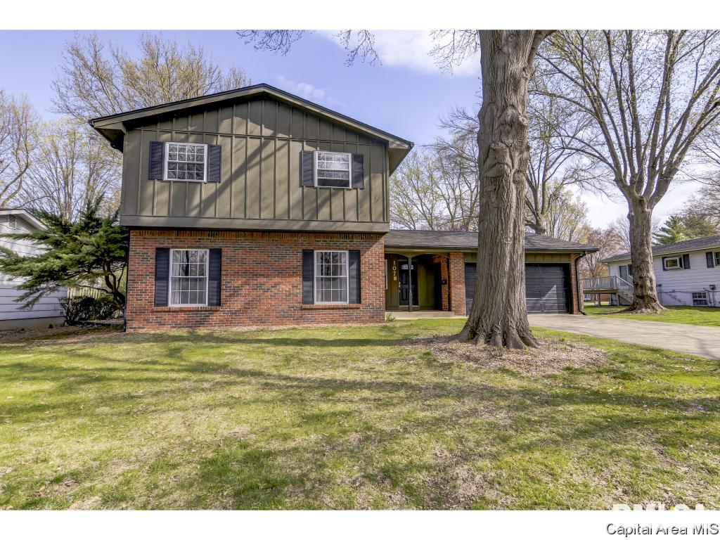 107 Exmore Drive Springfield, IL 62704 - Photo 1 of 36