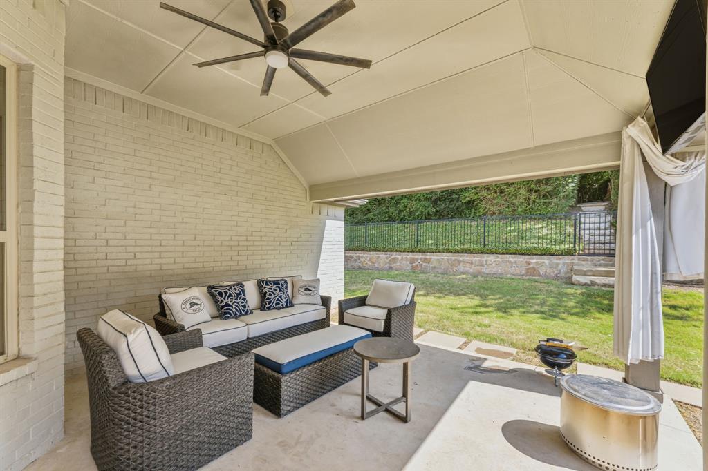 505 Inwood Street Benbrook, TX 76126 - Photo 33 of 39