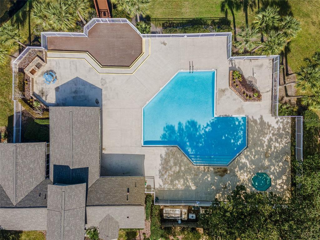 112 Reserve Circle, Unit 212 Oviedo, FL 32765 - Photo 44 of 54 an aerial view of a house with outdoor space and sitting area