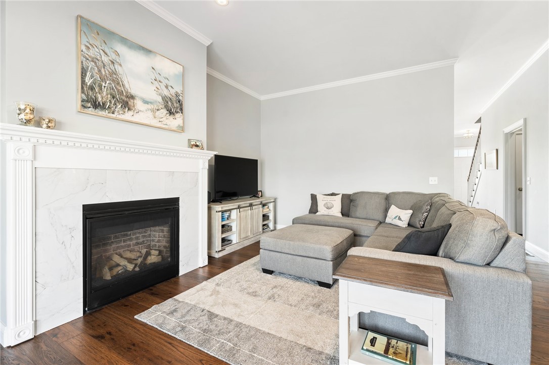 17 Moonlight Drive Westerly, RI 02891 - Photo 14 of 50 Sitting Room