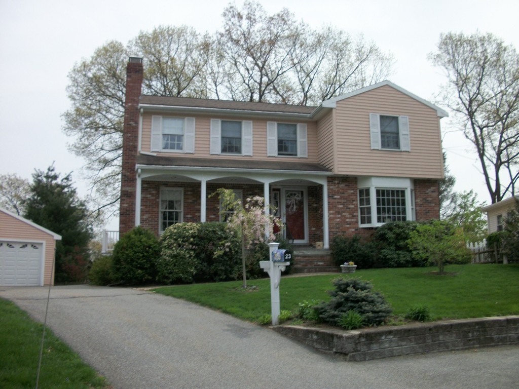 23 Cunningham Circle Waltham, MA 02453 - Photo 3 of 30