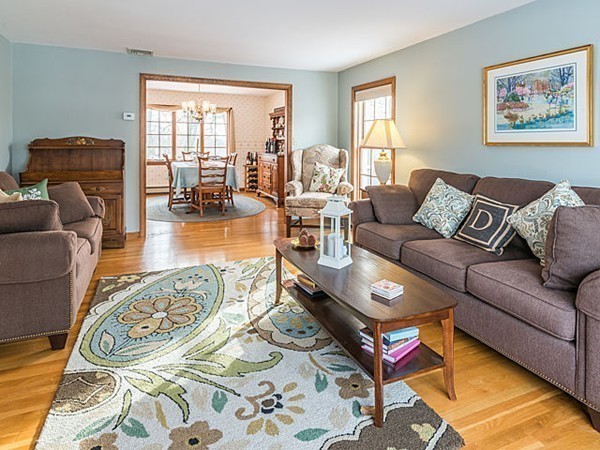 23 Cunningham Circle Waltham, MA 02453 - Photo 6 of 30