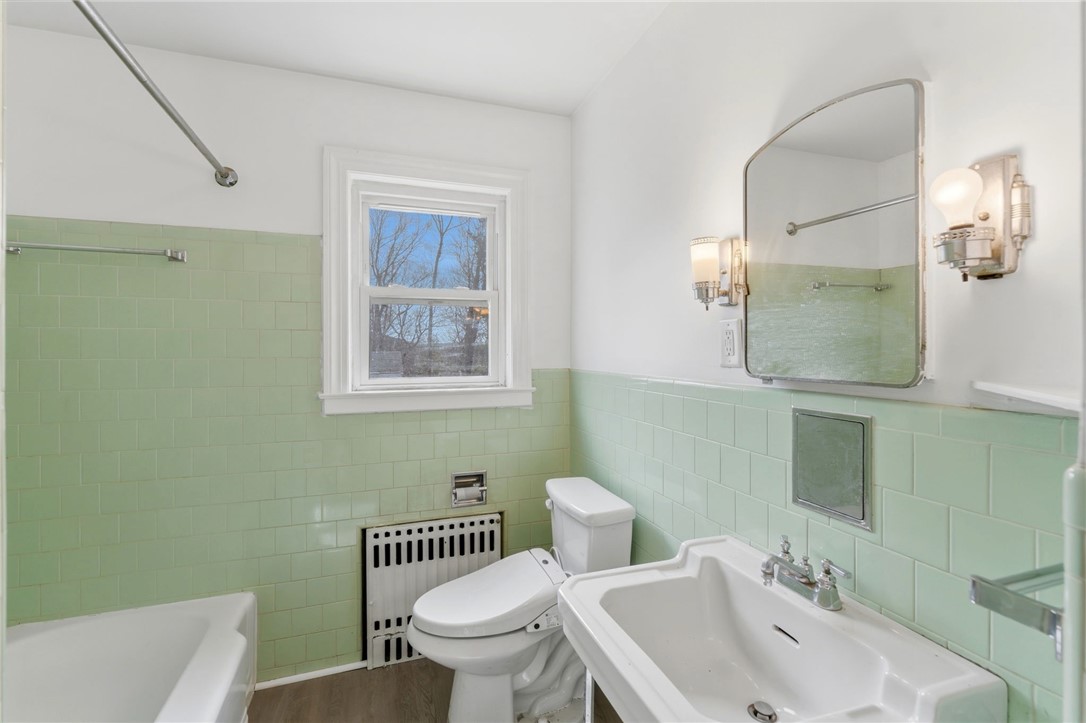 41 Summit Avenue North Smithfield, RI 02896 - Photo 21 of 48