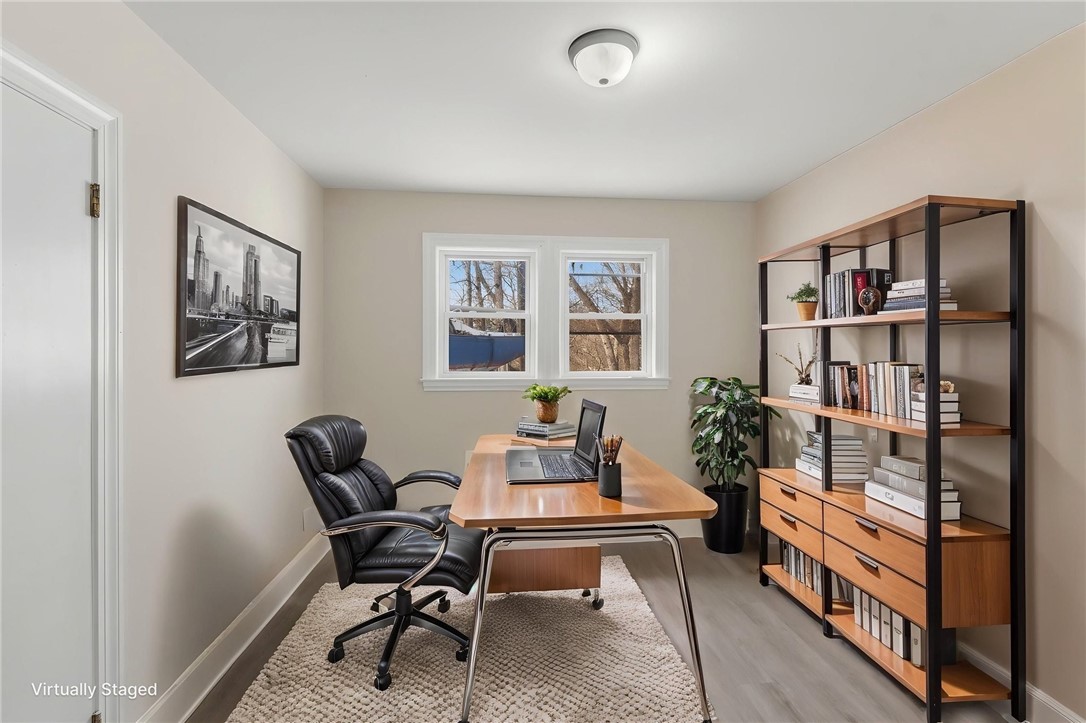 41 Summit Avenue North Smithfield, RI 02896 - Photo 24 of 48