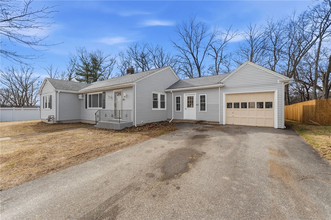 41 Summit Avenue North Smithfield, RI 02896 - Photo 47 of 48