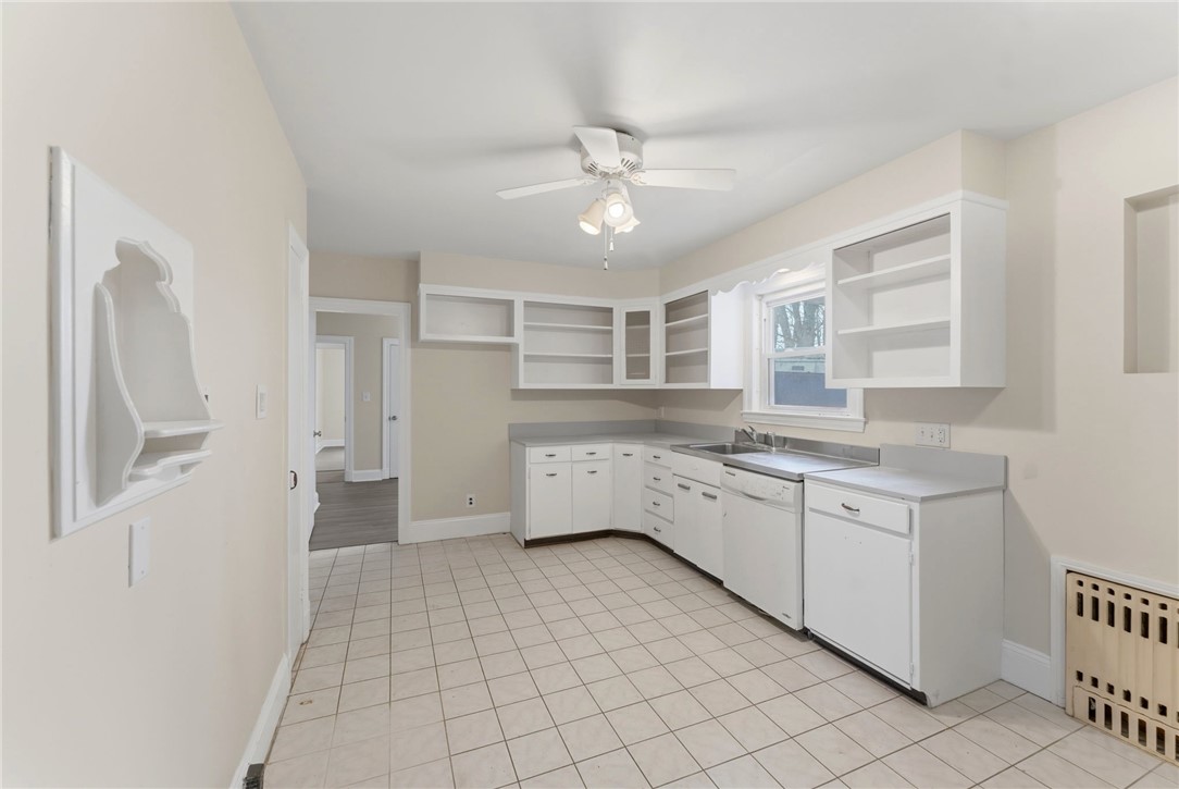 41 Summit Avenue North Smithfield, RI 02896 - Photo 10 of 48