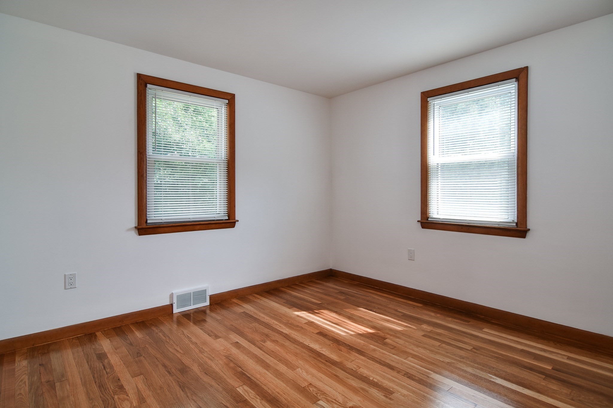 14 French Road Holbrook, MA 02343 - Photo 11 of 25 Gallery Image 11