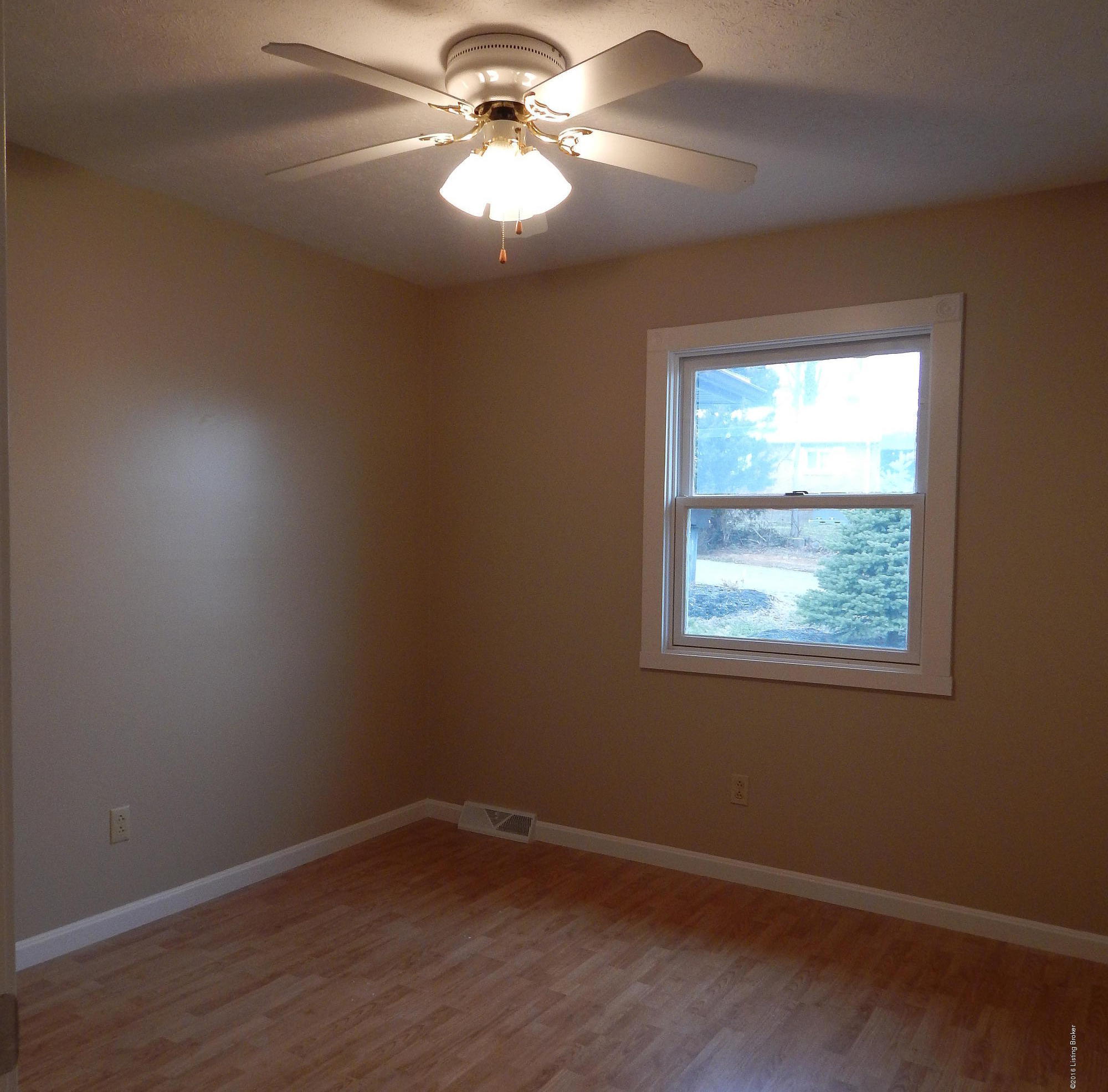 212 Oak Ridge Drive Radcliff, KY 40160 - Photo 30 of 69 DSCN1395