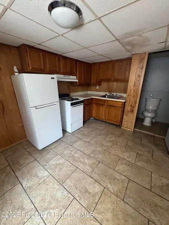 $875 | 906 West Market Street, Scranton, PA 18508