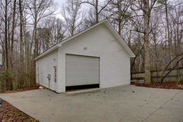 $575,000 | 125 Goldfinch Drive, Covington, GA 30016