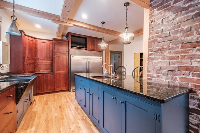 $699,000 | 477 Paris Hill Road, Paris, ME 04271