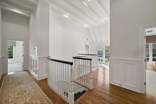 $3,249,000 | 677 Greenleaf Avenue, Glencoe, IL 60022