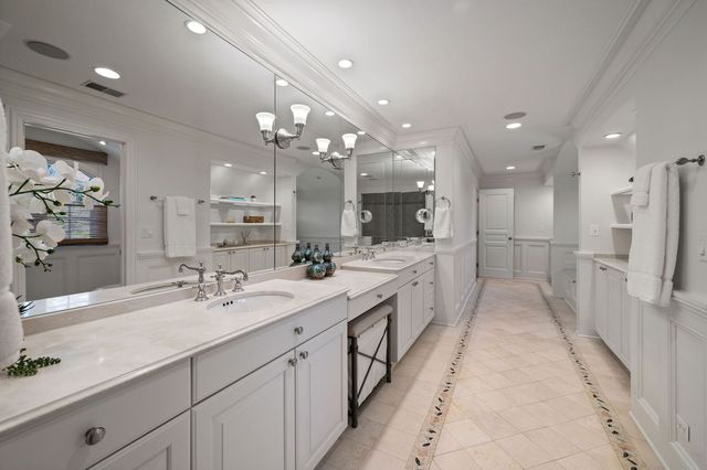 $3,249,000 | 677 Greenleaf Avenue, Glencoe, IL 60022