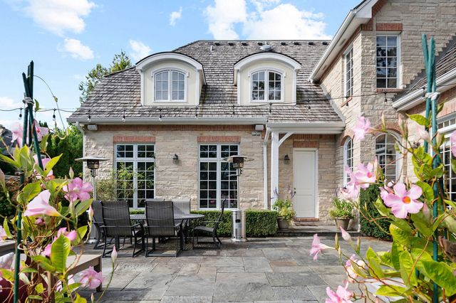 $3,249,000 | 677 Greenleaf Avenue, Glencoe, IL 60022