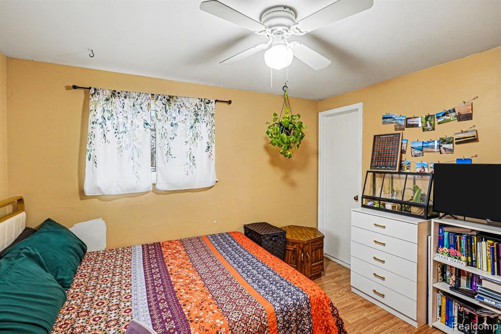 5429 Wakefield Road Grand Blanc, MI 48439 - Photo 8 of 20 Gallery Image 8
