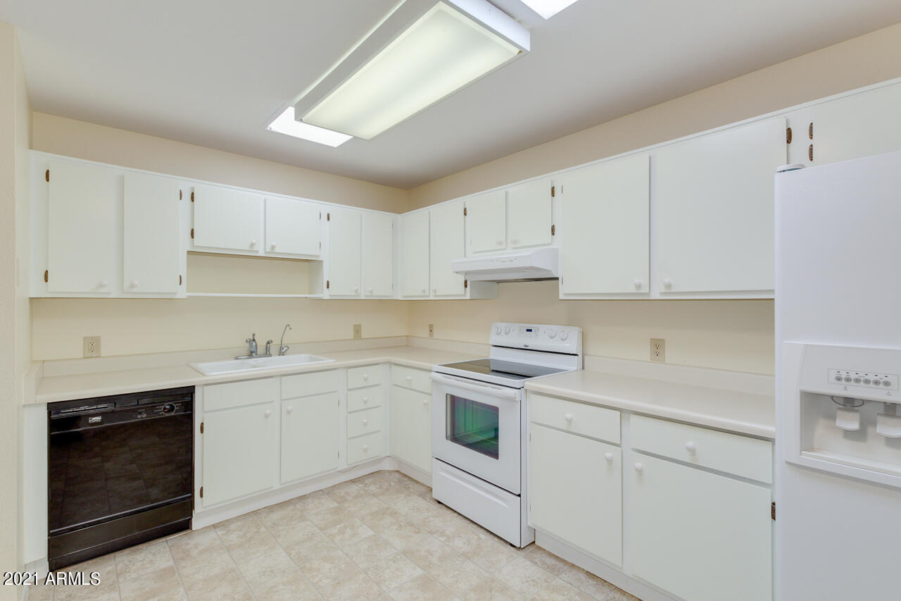 14300 West Bell Road, Unit 450 Surprise, AZ 85374 - Photo 3 of 14 08-Bell