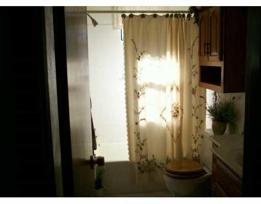 1707 Amity Ridge Road Washington, PA 15301 - Photo 6 of 8 Master Bath/Spa.