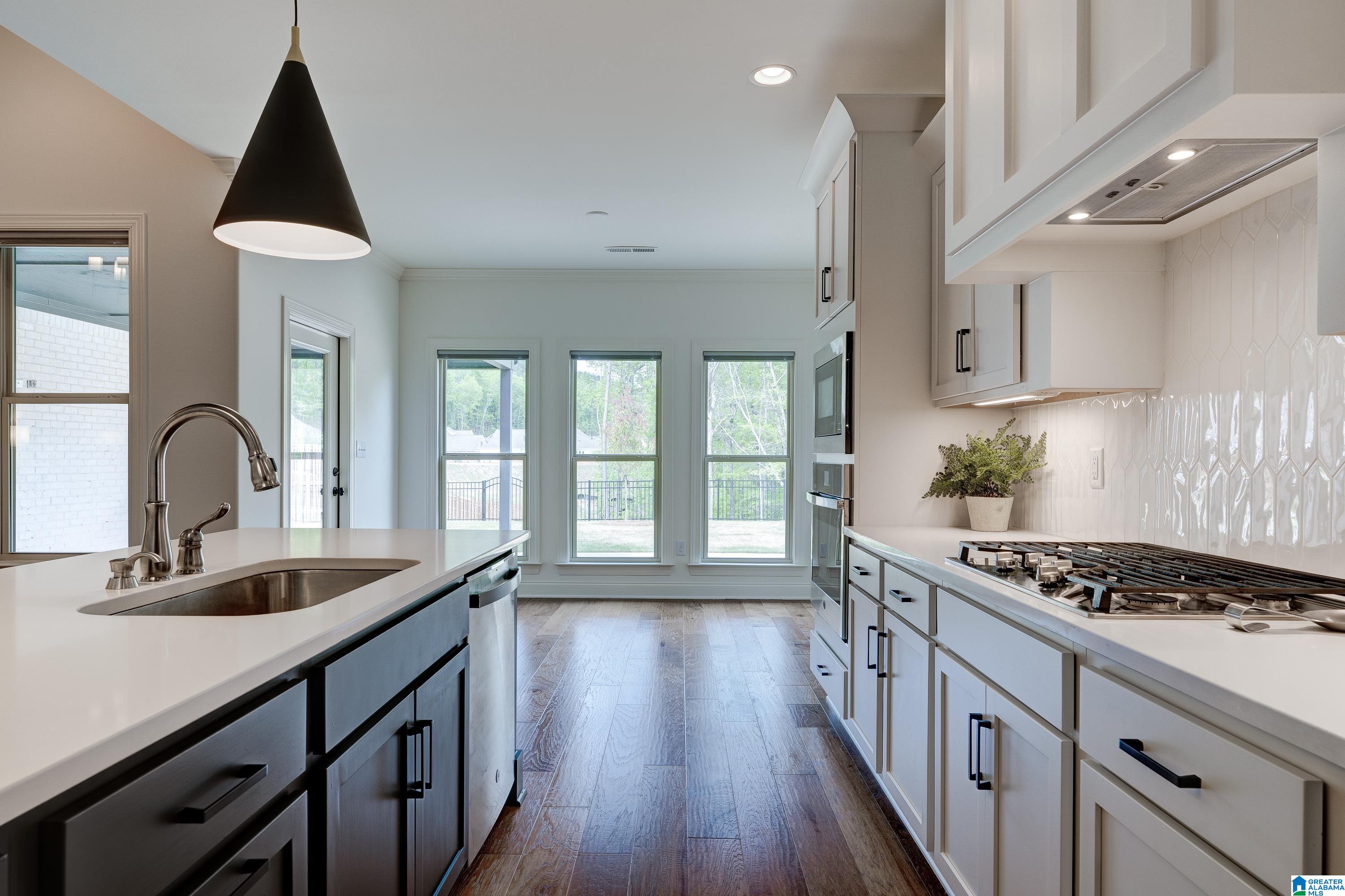 309 Kinross Cove Pelham, AL 35124 - Photo 7 of 41