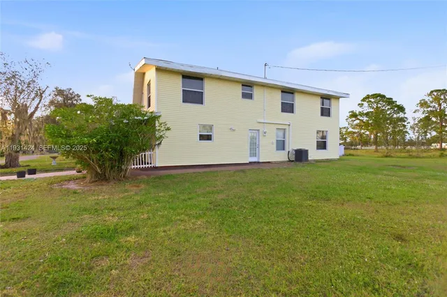 $579,900 | 200 Park Land Drive, Lake Placid, FL 33852