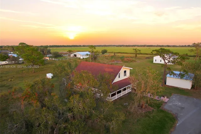 $579,900 | 200 Park Land Drive, Lake Placid, FL 33852