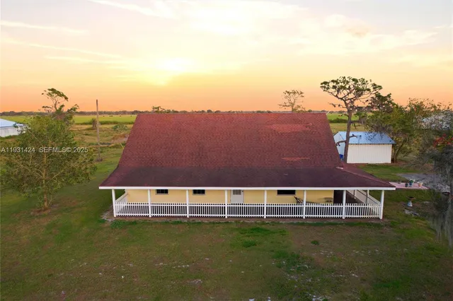 $579,900 | 200 Park Land Drive, Lake Placid, FL 33852