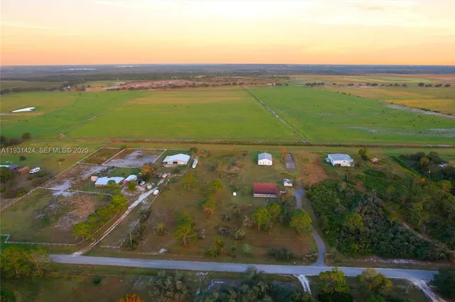 $579,900 | 200 Park Land Drive, Lake Placid, FL 33852