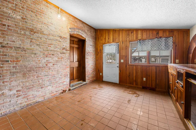 $349,000 | 414 Lynn Street, Horicon, WI 53032