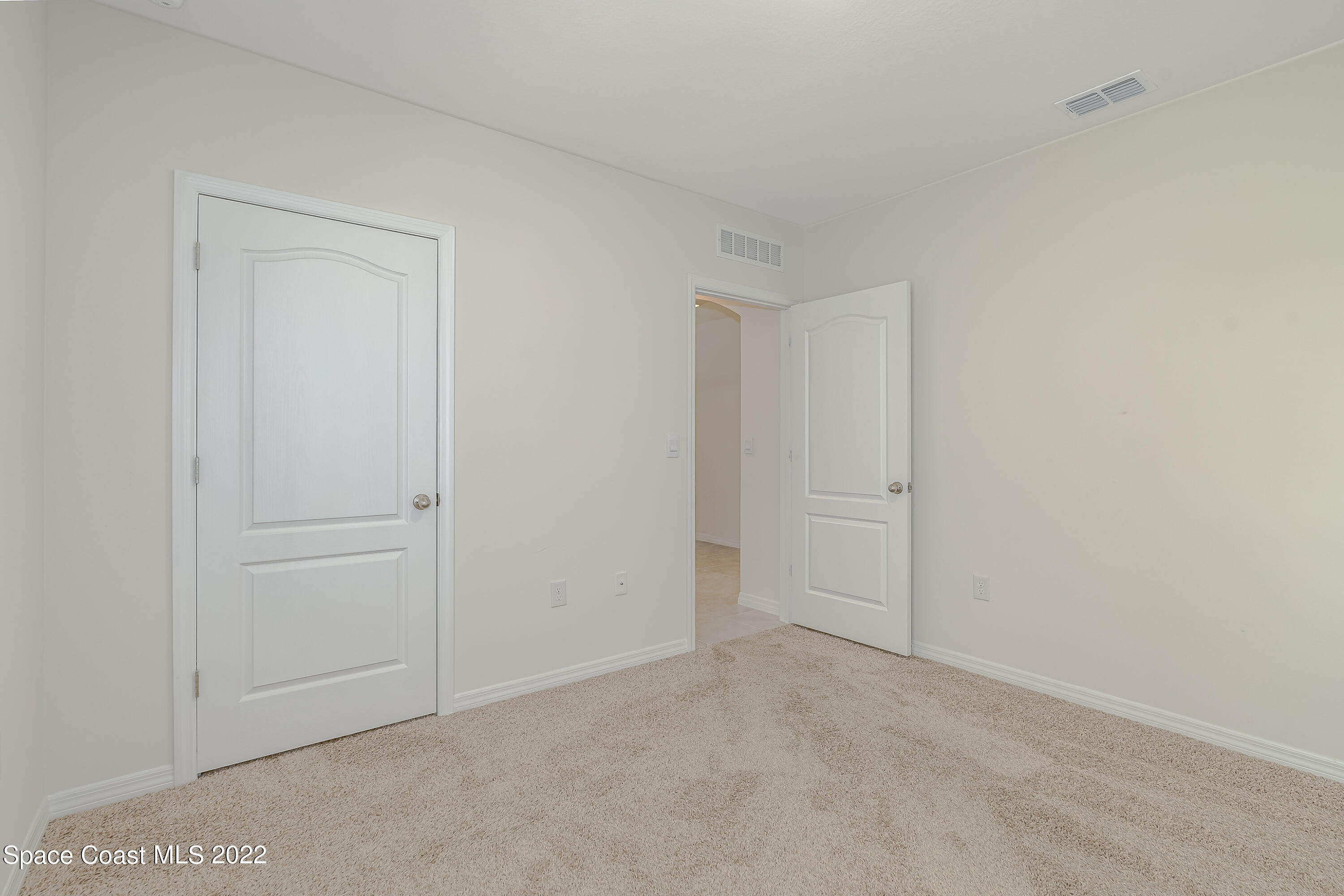 305 Sunset View Drive Edgewater, FL 32141 - Photo 26 of 37 a view of an empty room