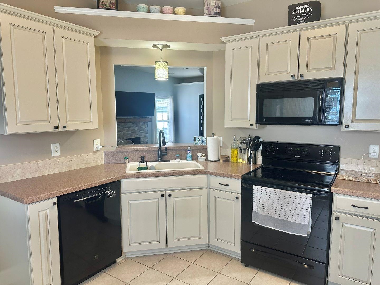 644 Seth Lane Longs, SC 29568 - Photo 6 of 40 Gallery Image 6