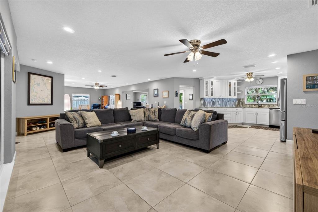 1963 Belleair Road Clearwater, FL 33764 - Photo 10 of 44