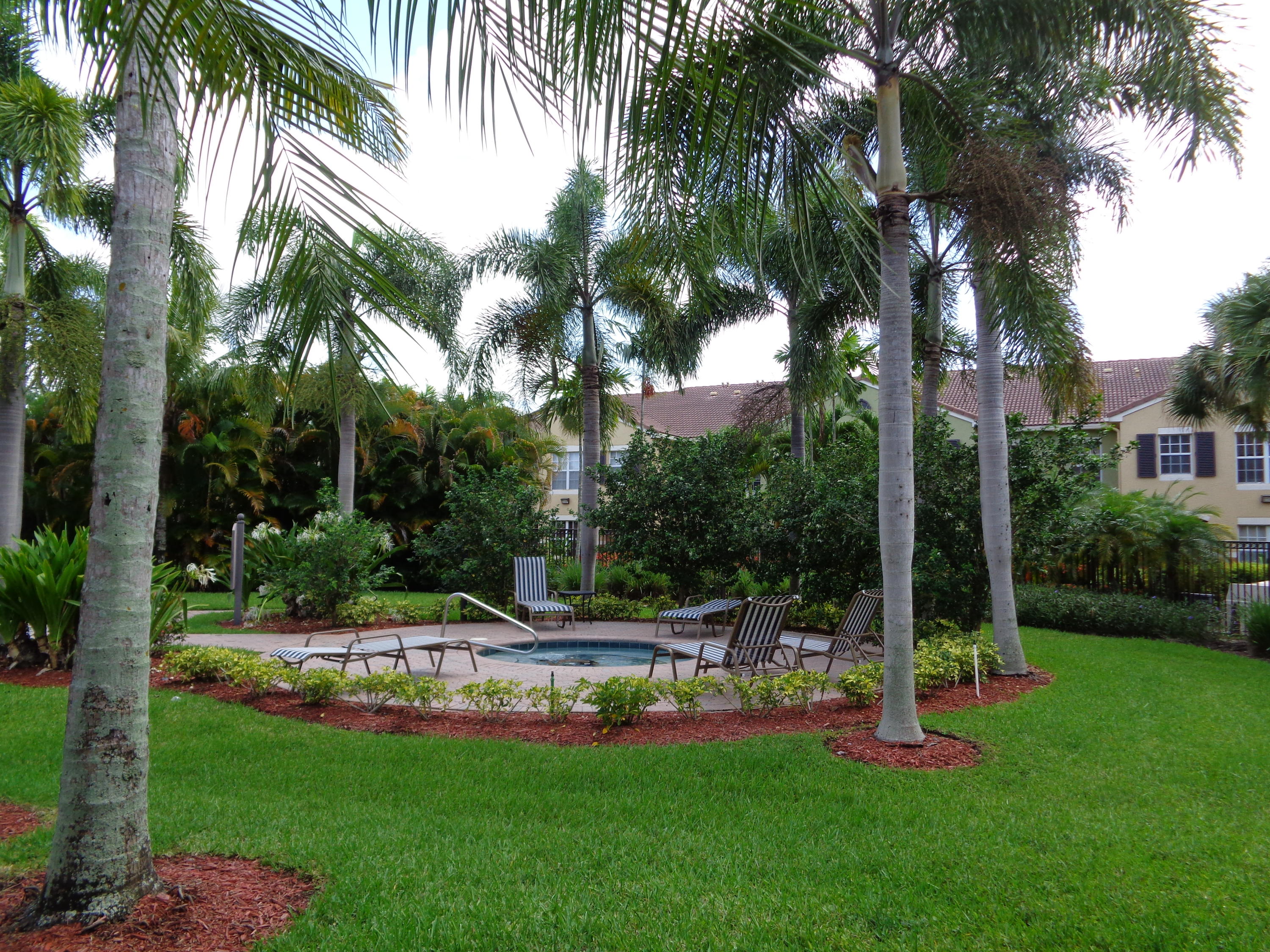 10342 Fox Trail Road South, Unit 1409 Royal Palm Beach, FL 33411 - Photo 11 of 34 Fox Trail #1409 Pictiures 005