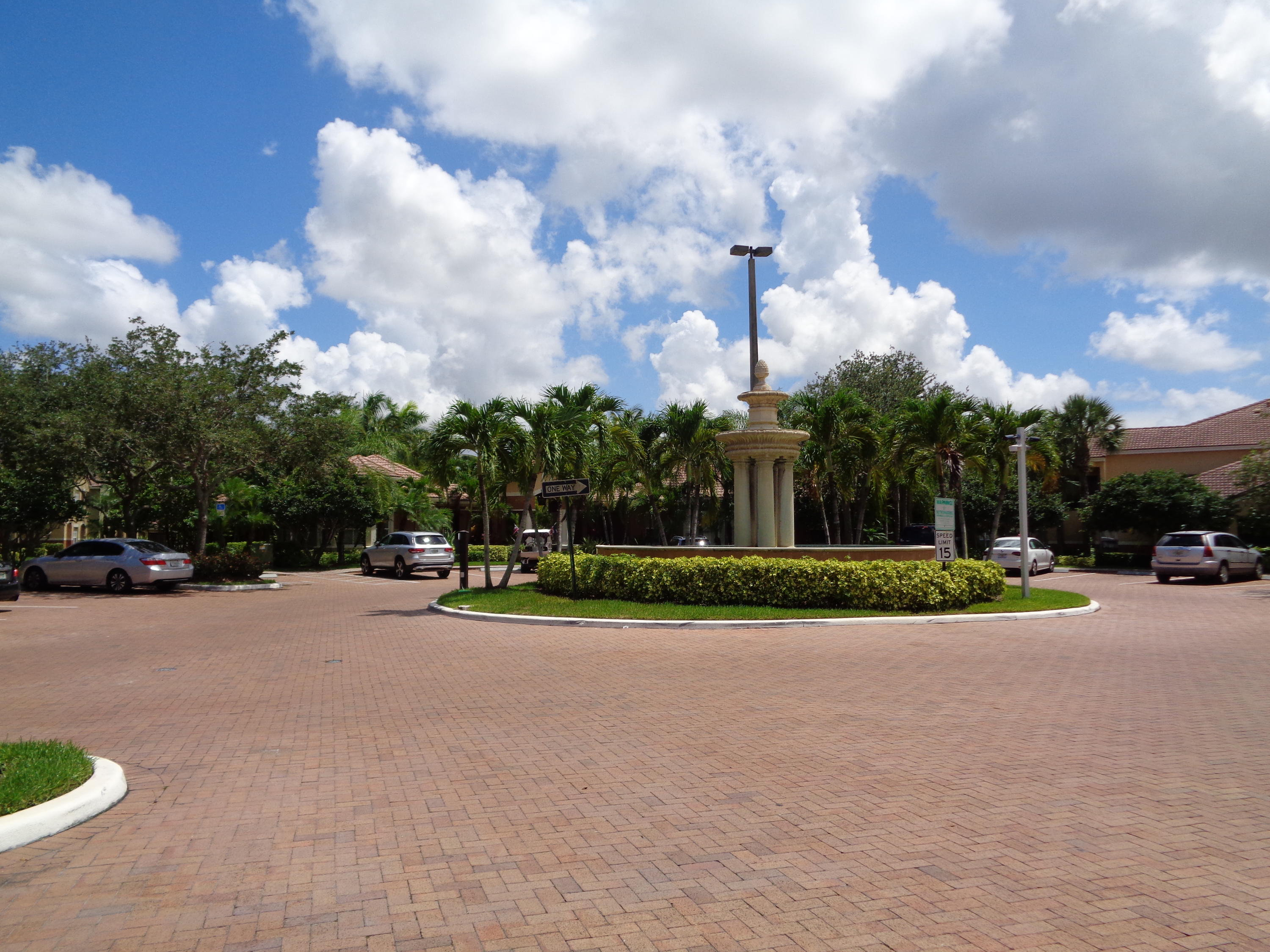 10342 Fox Trail Road South, Unit 1409 Royal Palm Beach, FL 33411 - Photo 21 of 34 Fox Trail #1409 Pictiures 020