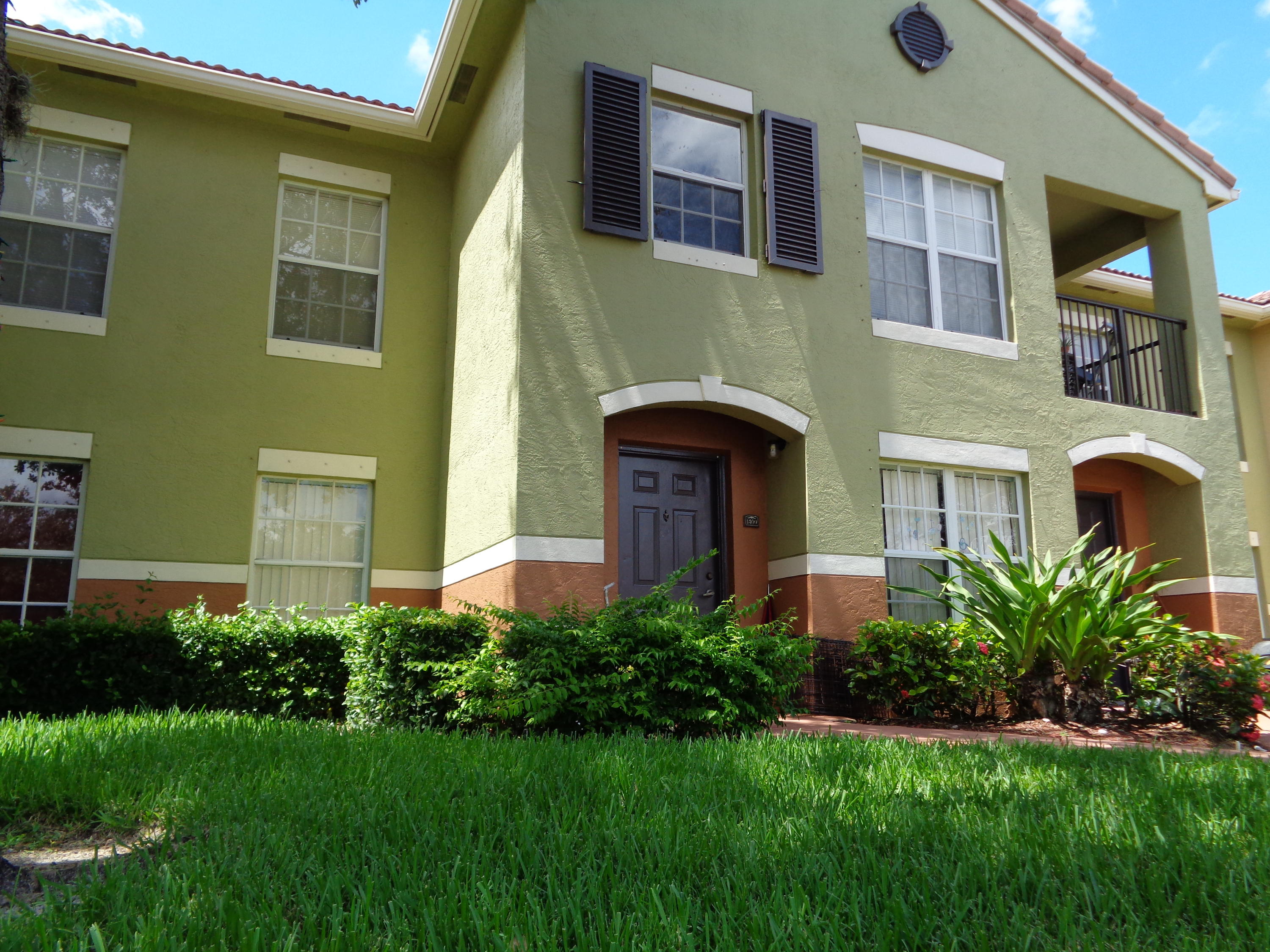 10342 Fox Trail Road South, Unit 1409 Royal Palm Beach, FL 33411 - Photo 22 of 34 Fox Trail #1409 Pictiures 021