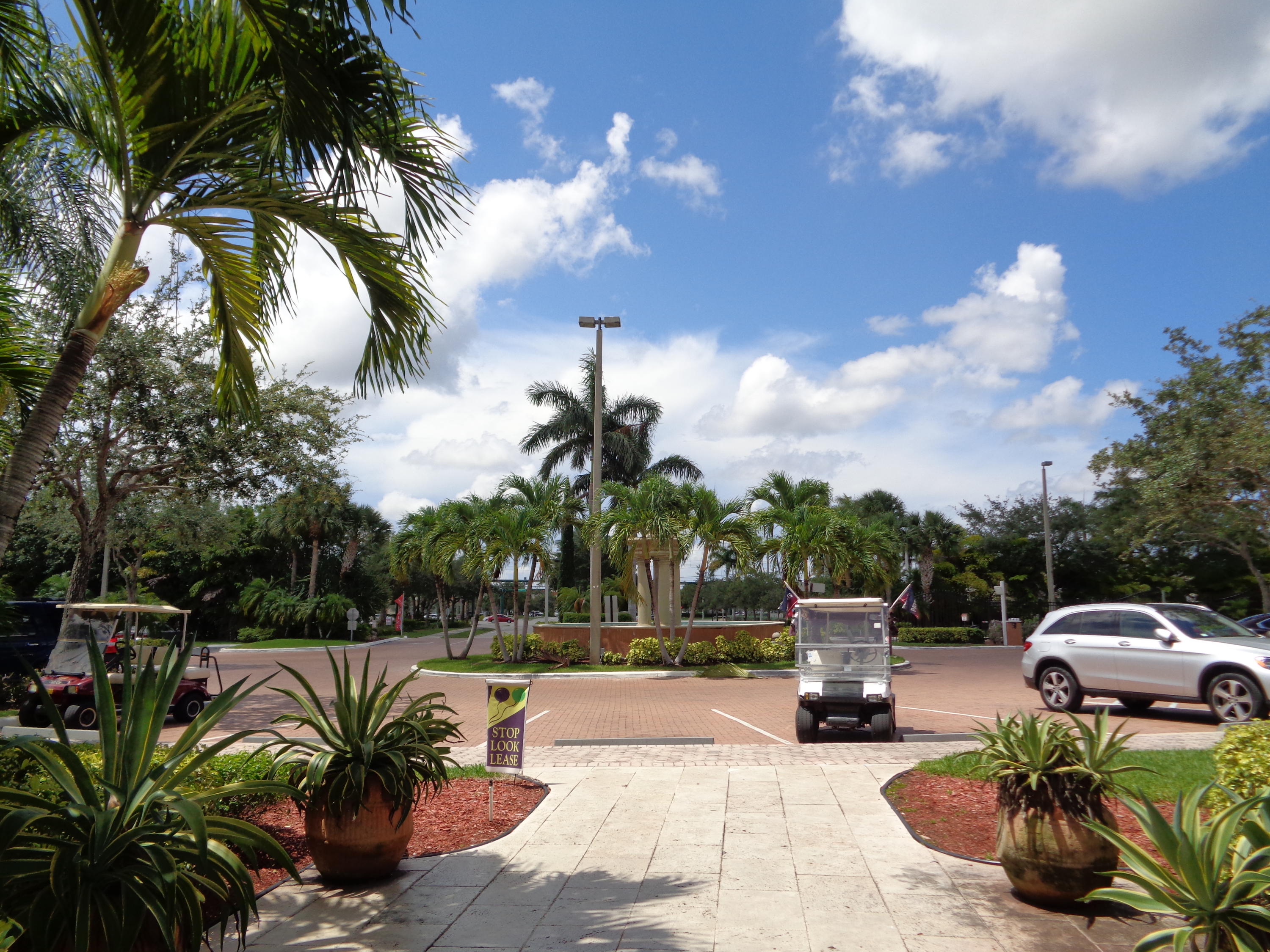 10342 Fox Trail Road South, Unit 1409 Royal Palm Beach, FL 33411 - Photo 4 of 34 Fox Trail #1409 Pictiures 008