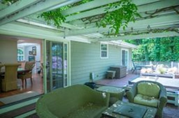 39 Barney Hill Road Wayland, MA 01778 - Photo 9 of 19 Gallery Image 9