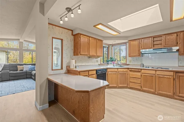 $549,000 | 17373 Woodcrest Drive Northeast, Bothell, WA 98011